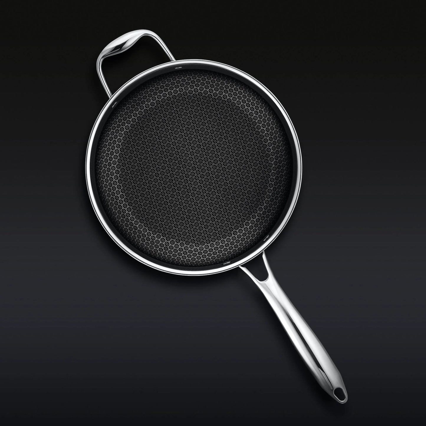 Hybrid Saucepan with Lid, 5-Qt